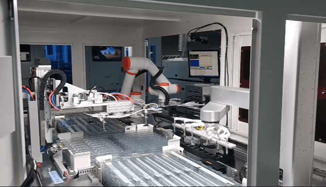 What are the application of cobots?