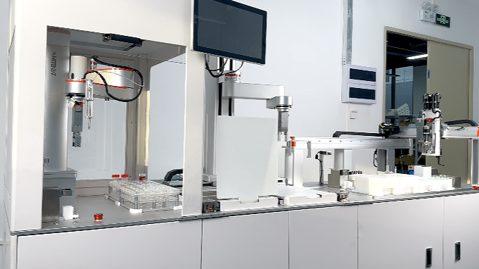 automatic pipetting robot